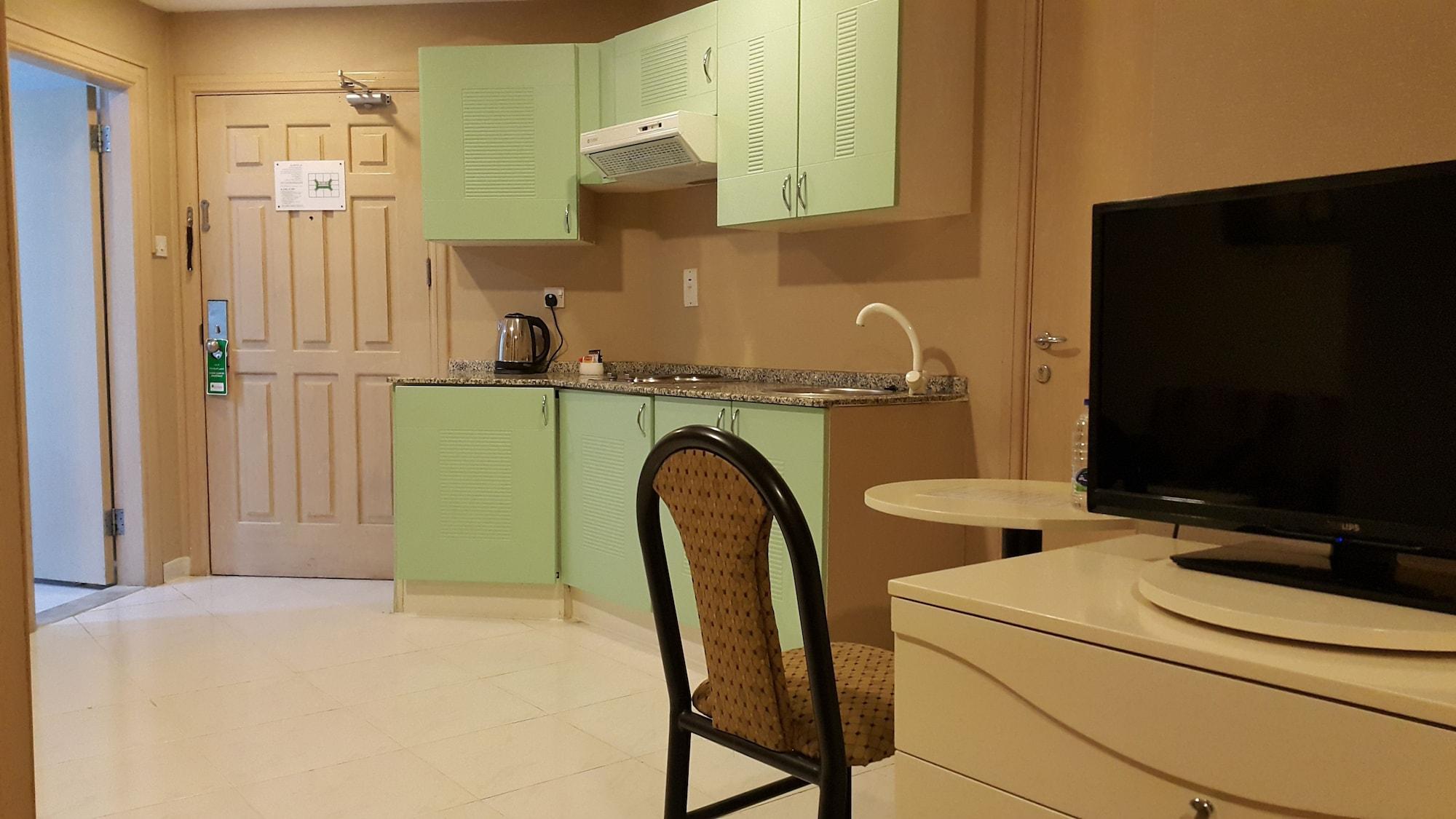 Wescott Pearl Hotel Apartments 두바이 외부 사진
