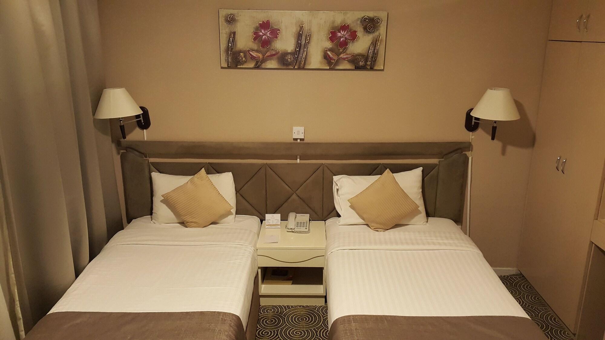 Wescott Pearl Hotel Apartments 두바이 외부 사진