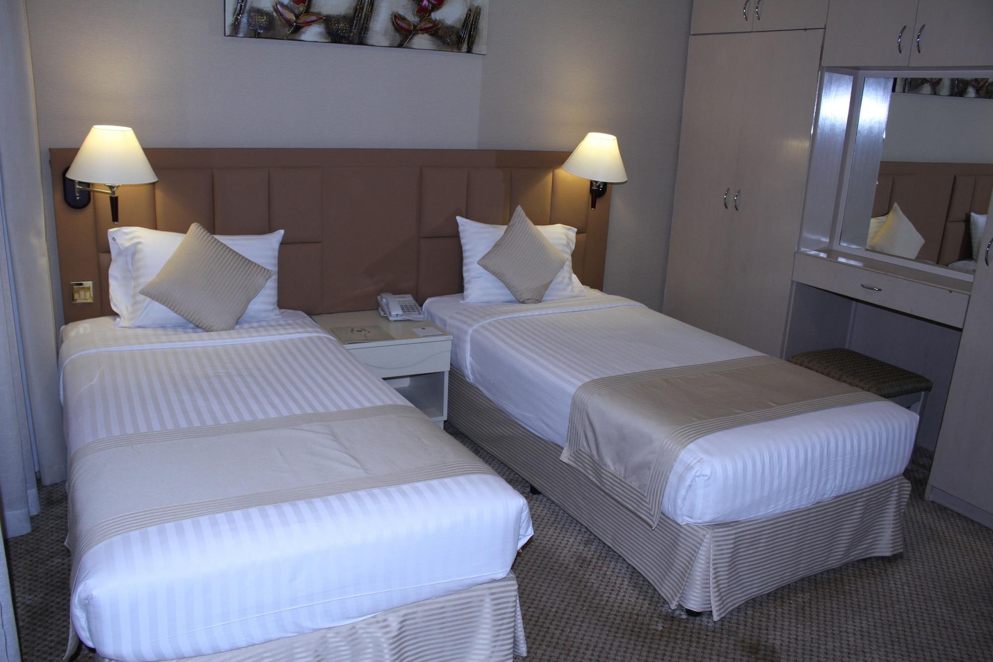 Wescott Pearl Hotel Apartments 두바이 외부 사진