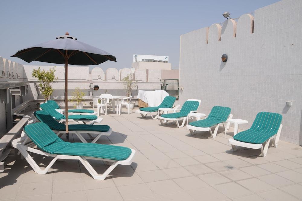 Wescott Pearl Hotel Apartments 두바이 외부 사진