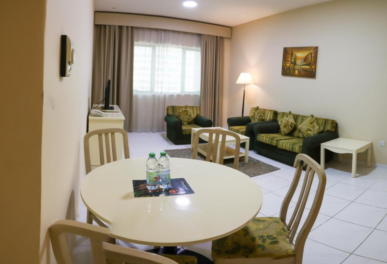 Wescott Pearl Hotel Apartments 두바이 외부 사진