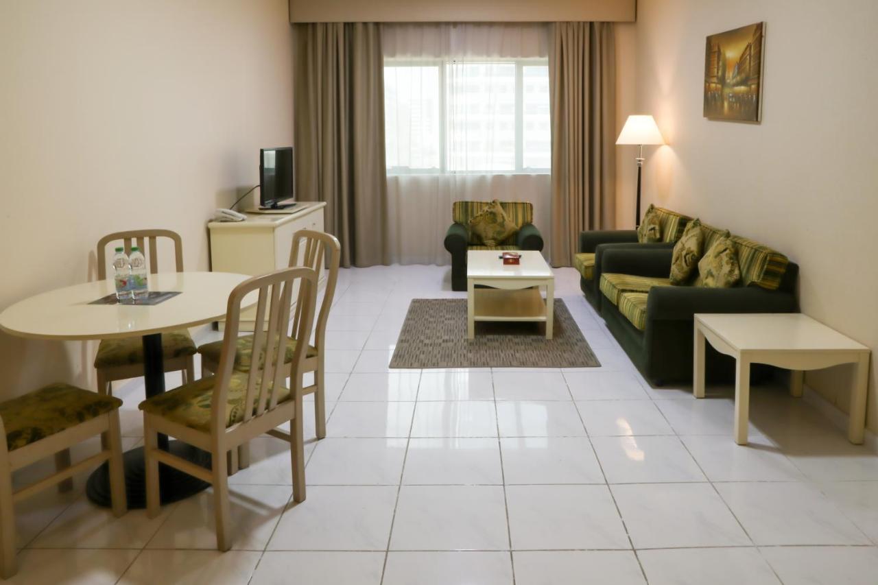 Wescott Pearl Hotel Apartments 두바이 외부 사진
