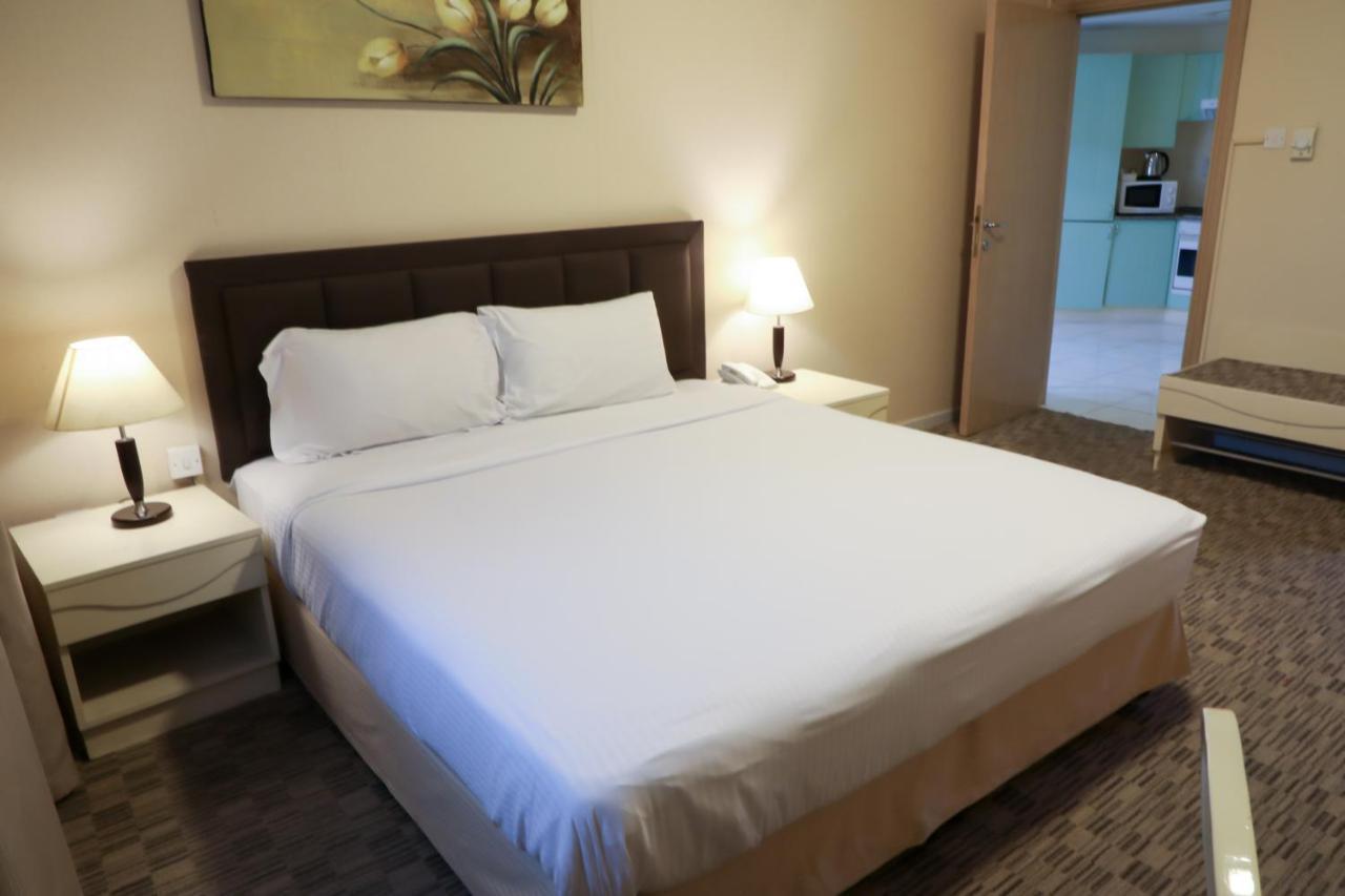 Wescott Pearl Hotel Apartments 두바이 외부 사진