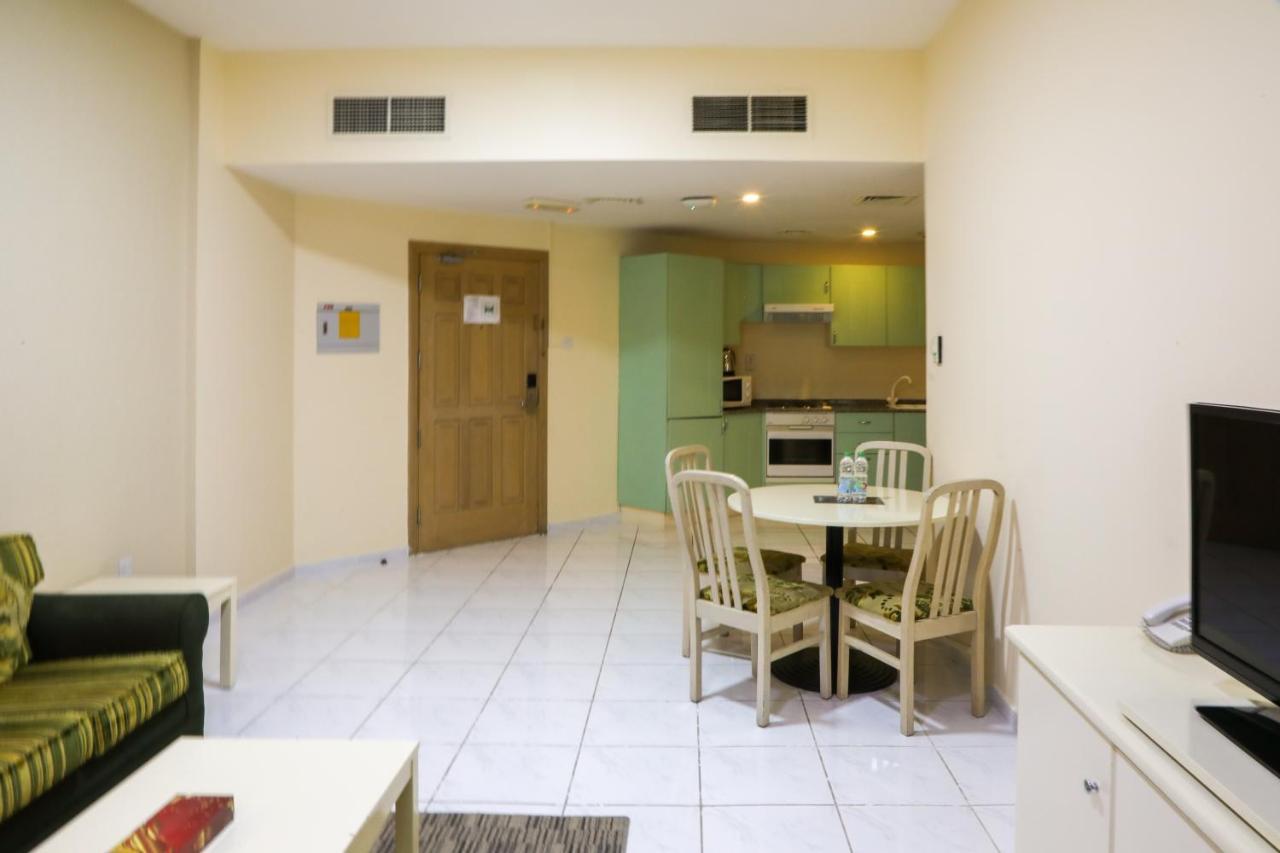 Wescott Pearl Hotel Apartments 두바이 외부 사진