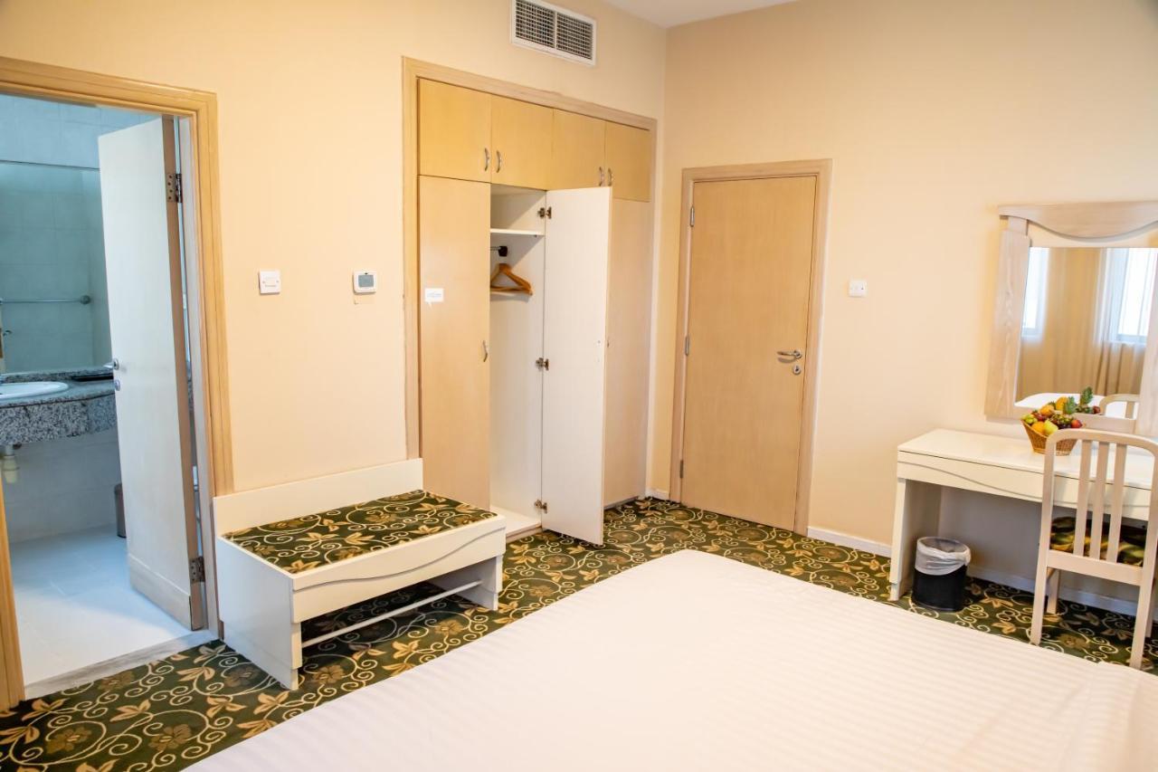 Wescott Pearl Hotel Apartments 두바이 외부 사진